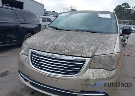 2015 Chrysler Town & Country Touring из США, поврежденный, VIN 2C4RC1BG6FR661903